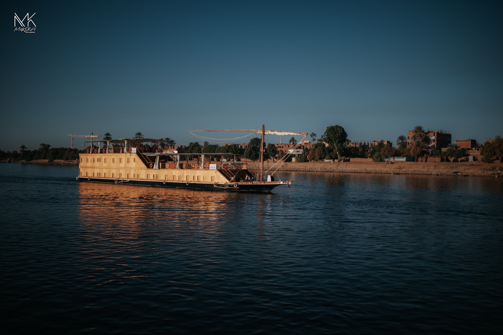 8 Days 7 Nights Pyramids Aswan Luxor & Dahabyia Nile Cruise by Air from Cairo